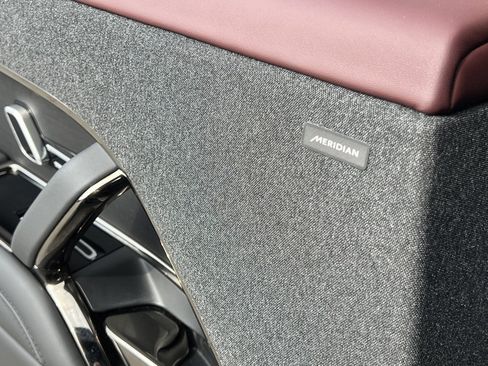 Used 2023 Land Rover Range Rover Sport SE Dynamic image 33