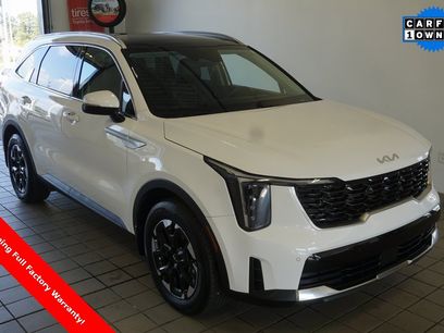 Used 2025 Kia Sorento S w/ Panoramic Sunroof Package