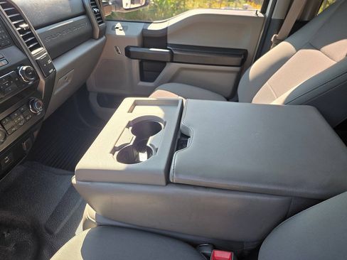 Used 2019 Ford F250 XL w/ Power Equipment Group AWD/4WD image 28