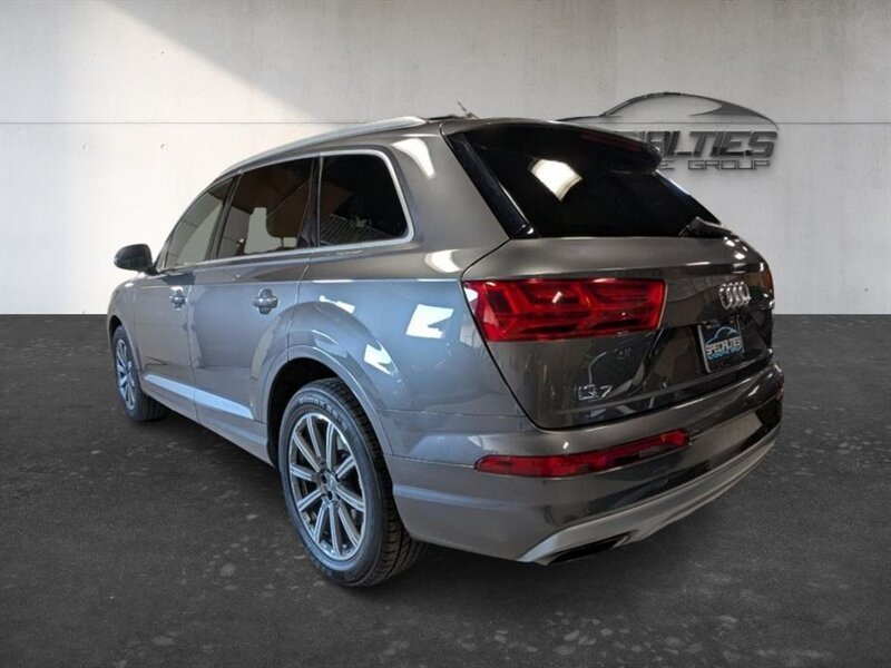 Used 2019 Audi Q7 2.0T Premium w/ Convenience Package AWD/4WD image 8