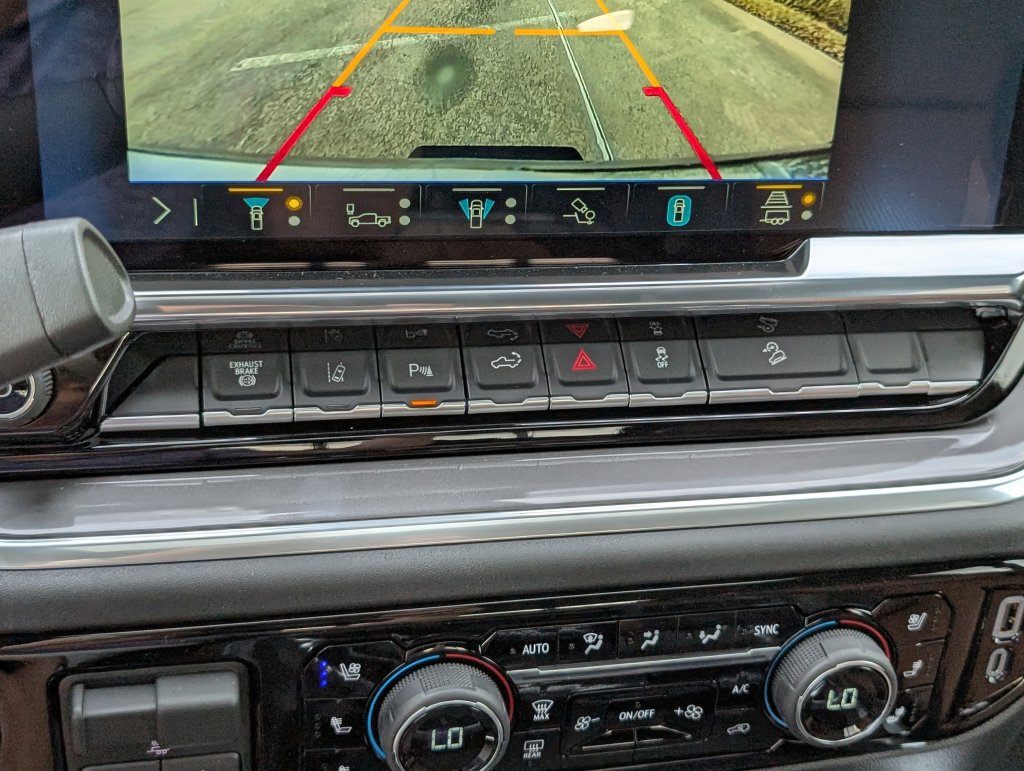 New 2026 Chevrolet Silverado 2500 High Country w/ High Country Premium Package AWD/4WD image 24
