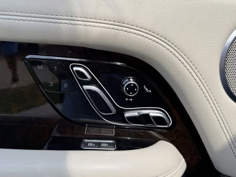 Used 2022 Land Rover Range Rover Westminster Edition image 9