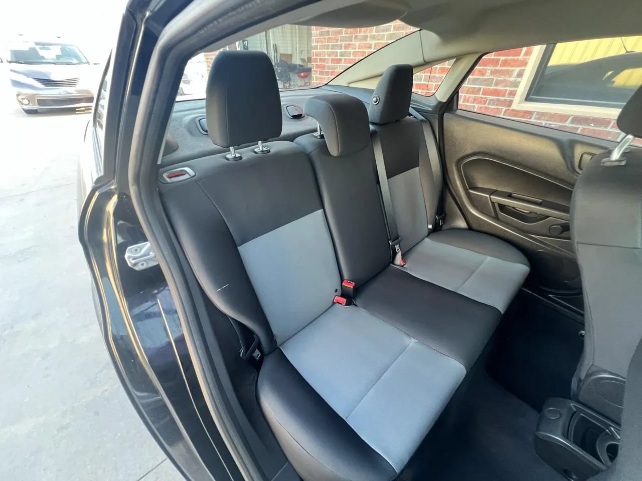 Used 2019 Ford Fiesta S FWD image 28