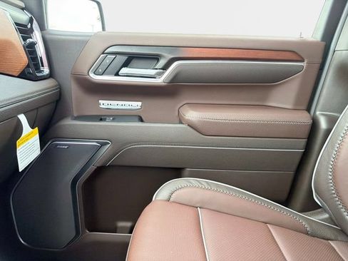 New 2026 GMC Sierra 1500 Denali w/ Denali Reserve Package AWD/4WD image 22