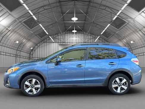 Used 2016 Subaru Crosstrek Touring image 5