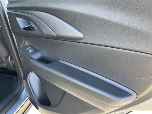 Used 2025 Chevrolet TrailBlazer ACTIV w/ Convenience Package image 12