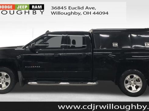 Used 2018 Chevrolet Silverado 1500 LT w/ All Star Edition image 5
