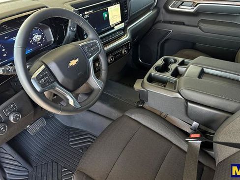 Used 2026 Chevrolet Silverado 1500 LT AWD/4WD image 10