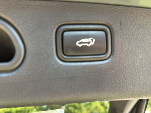 Used 2021 Hyundai Tucson Ultimate w/ Cargo Package FWD image 10