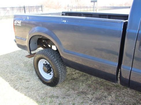 Used 2001 Ford F350 XL image 6