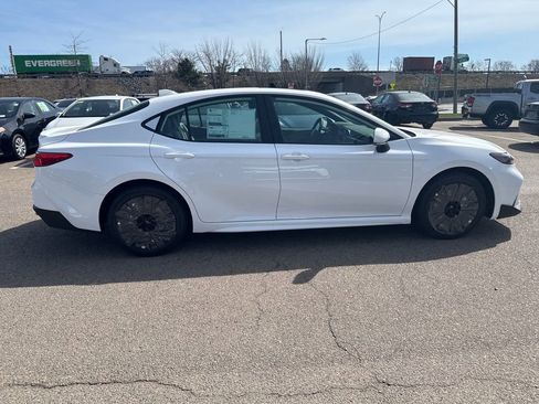 New 2026 Toyota Camry SE AWD/4WD image 8