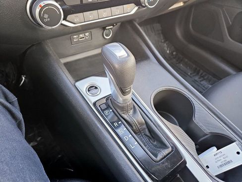 Used 2025 Nissan Altima 2.5 SV image 26