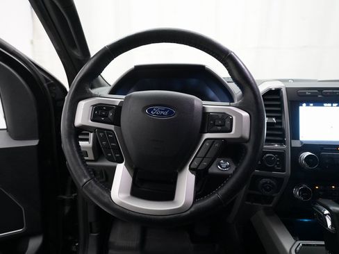 Used 2019 Ford F150 Lariat w/ Equipment Group 502A Luxury image 4