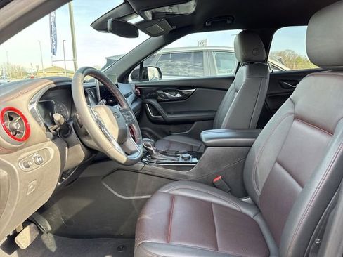 Used 2025 Chevrolet Blazer RS image 12