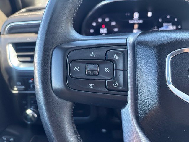 Used 2023 GMC Yukon XL SLT w/ SLT Premium Package AWD/4WD image 20