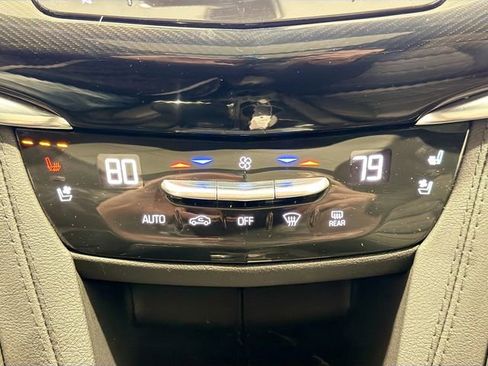 Certified 2024 Cadillac XT6 Sport w/ Platinum Package AWD/4WD image 15