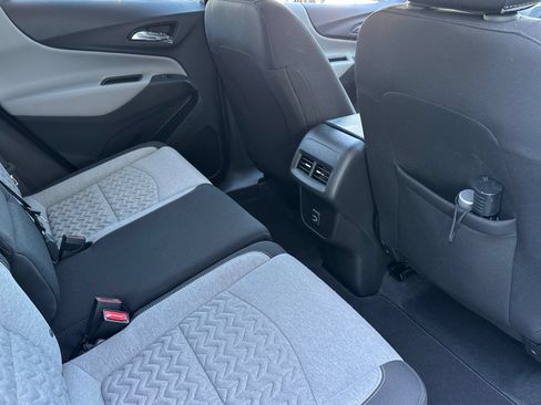 Used 2024 Chevrolet Equinox LS w/ LS Convenience Package FWD image 18
