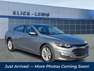 Used 2023 Chevrolet Malibu LT image 1