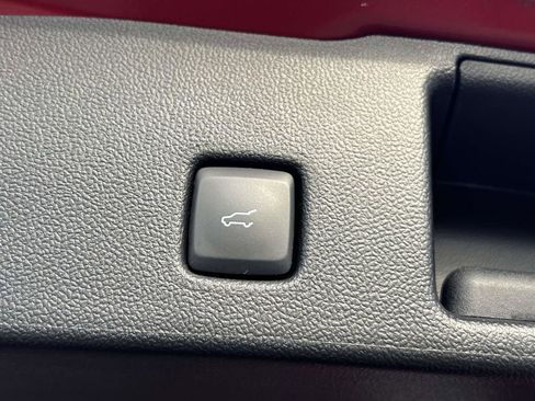 Used 2022 Ford Escape SE w/ Convenience Package image 12