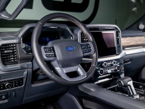 Used 2025 Ford F150 Lariat w/ Equipment Group 501A Mid AWD/4WD image 33
