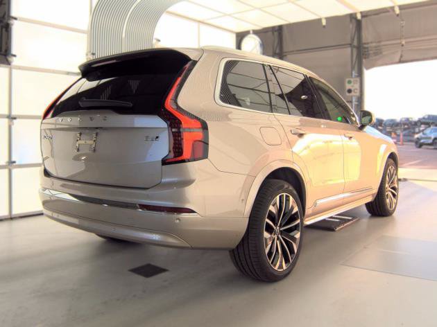 Used 2026 Volvo XC90 B6 Plus AWD/4WD image 4