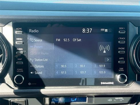 Used 2021 Toyota Tacoma TRD Sport w/ Technology Package image 15