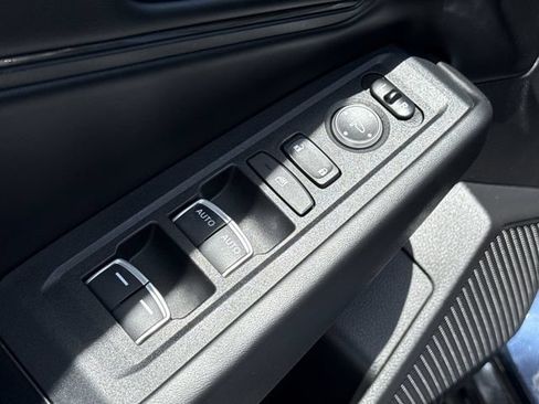 Used 2023 Honda Accord EX-L image 24
