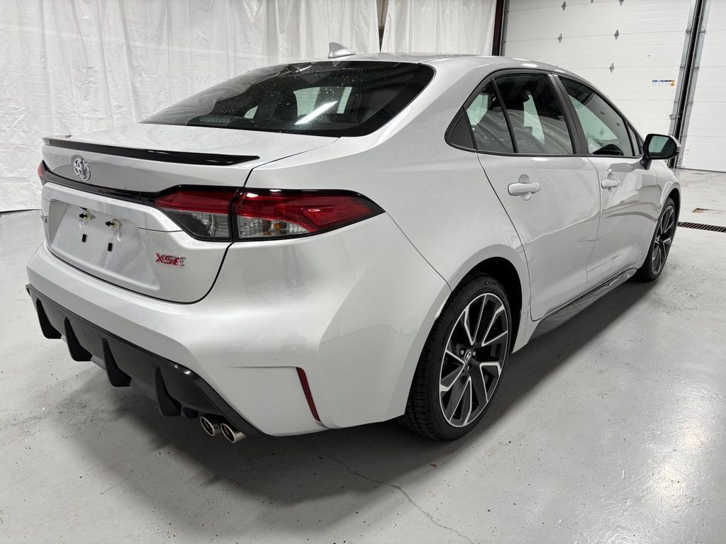 Used 2026 Toyota Corolla XSE FWD image 7