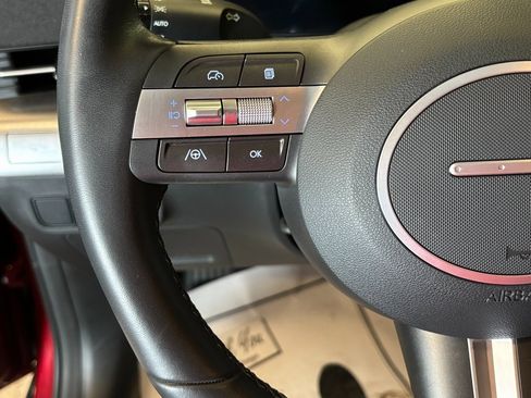 Used 2024 Hyundai Kona SEL image 9