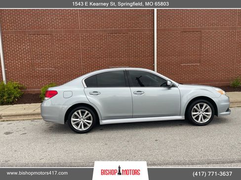Used 2013 Subaru Legacy 2.5i Premium w/ All-Weather Pkg image 8