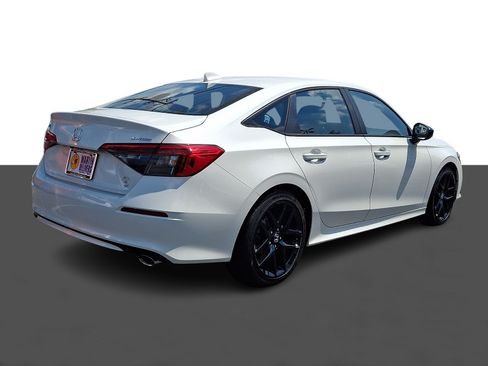 Used 2024 Honda Civic Sport image 6