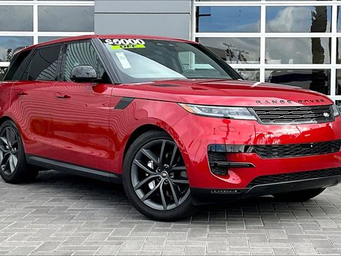 Used 2025 Land Rover Range Rover Sport SE image 3