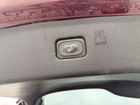 Used 2021 Ford Edge SEL w/ Convenience Package image 15