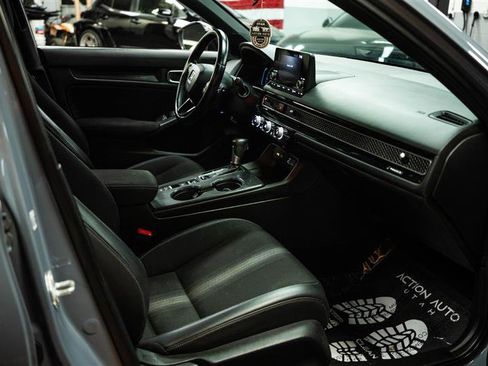 Used 2022 Honda Civic Sport image 12