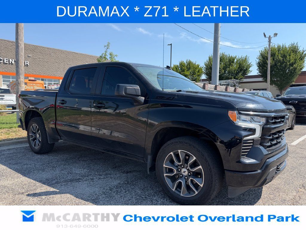 Used 2023 Chevrolet Silverado 1500 RST w/ Convenience Package II AWD/4WD image 1