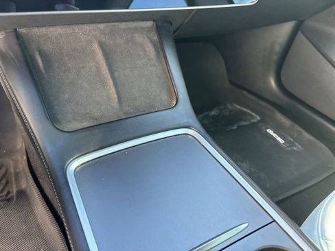 Used 2021 Tesla Model 3 Standard Range Plus image 21