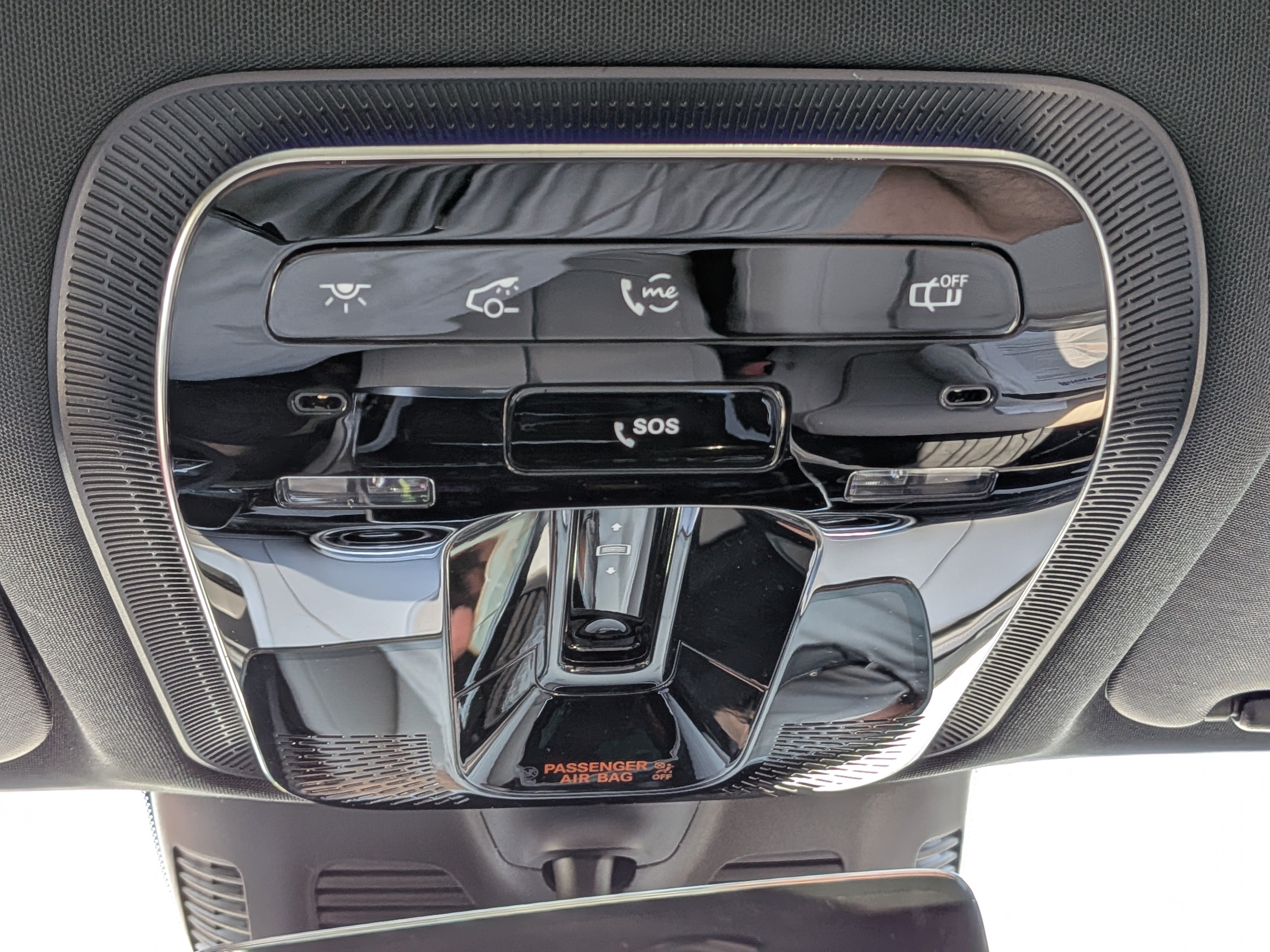 Used 2025 Mercedes-Benz GLC 350e 4MATIC image 33