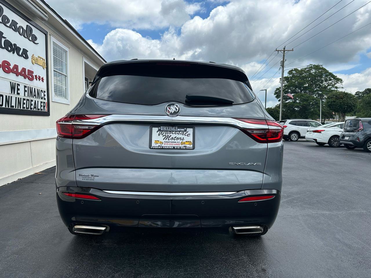 Used 2019 Buick Enclave Premium w/ Experience Buick Package FWD image 5