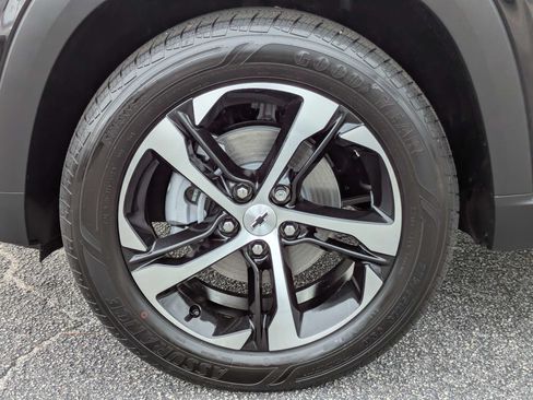 New 2026 Chevrolet Trax RS w/ Driver Confidence Package FWD image 27