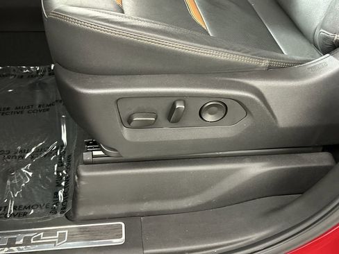 Used 2025 GMC Sierra 1500 AT4 w/ AT4 Premium Package image 20