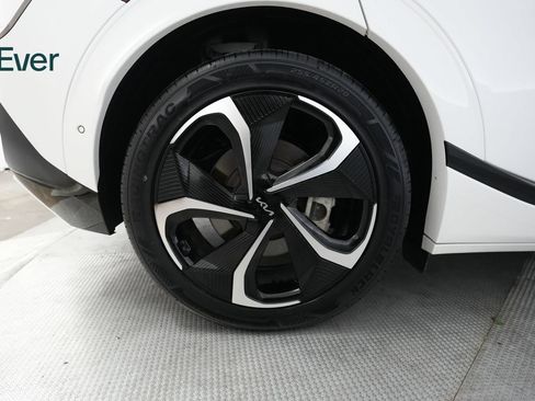 Used 2023 Kia EV6 GT-Line AWD/4WD image 21