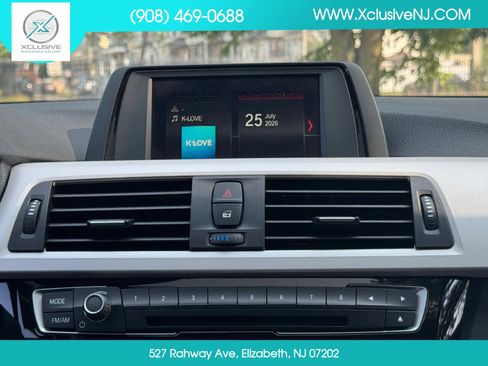 Used 2018 BMW 320i xDrive Sedan AWD/4WD image 15
