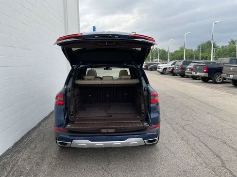 Used 2019 BMW X5 xDrive40i w/ Convenience Package AWD/4WD image 10
