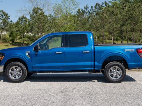 Used 2024 Ford F150 XLT w/ FX4 Off-Road Package image 8