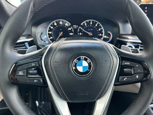 Used 2018 BMW 530i image 24