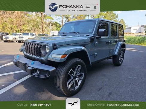 Used 2024 Jeep Wrangler Unlimited w/ Convenience Group AWD/4WD image 1