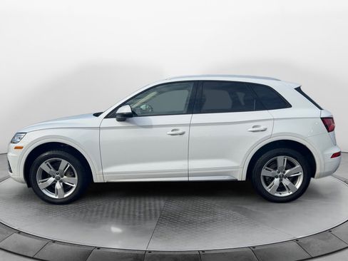 Used 2018 Audi Q5 2.0T Premium w/ Convenience Package image 4