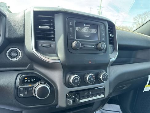 Used 2024 RAM 2500 Big Horn image 16