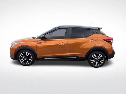 Used 2020 Nissan Kicks SR FWD image 6