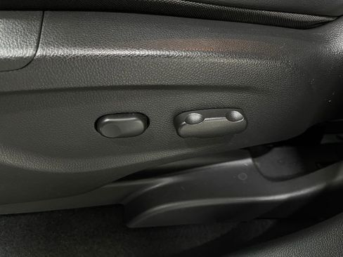 Used 2020 Chevrolet Trax LT w/ Driver Confidence Package image 16